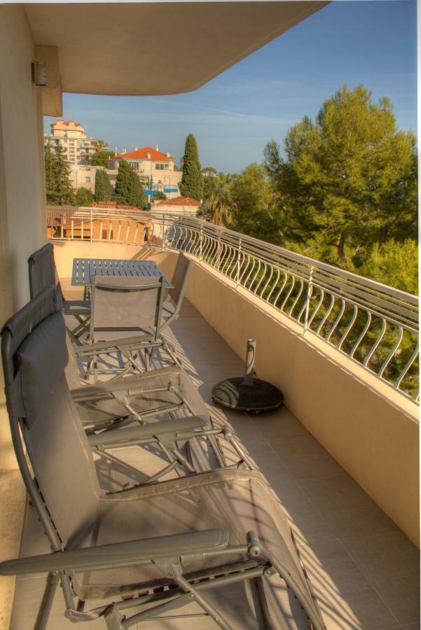 2 Pièces vue mer Golden Beach Appartement Cannes Buitenkant foto